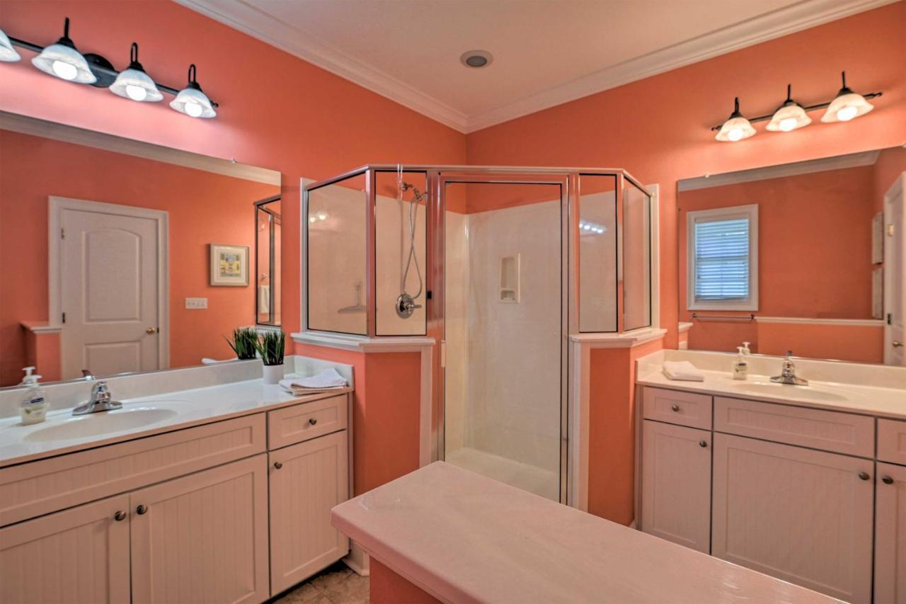 Charming Bermuda Bay Hideaway With Game Room! شاطئ ميرتل المظهر الخارجي الصورة